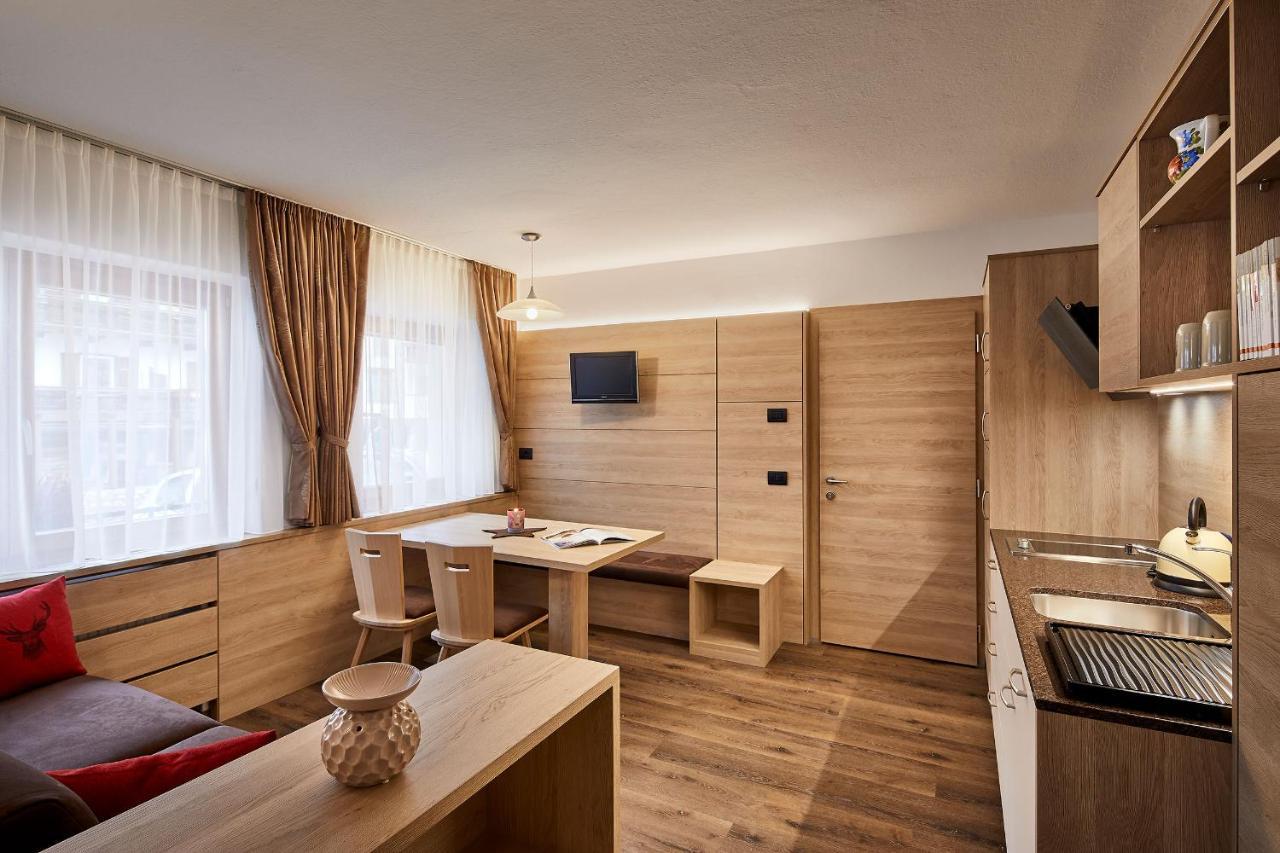 Saina Apartment Colfosco Luaran gambar